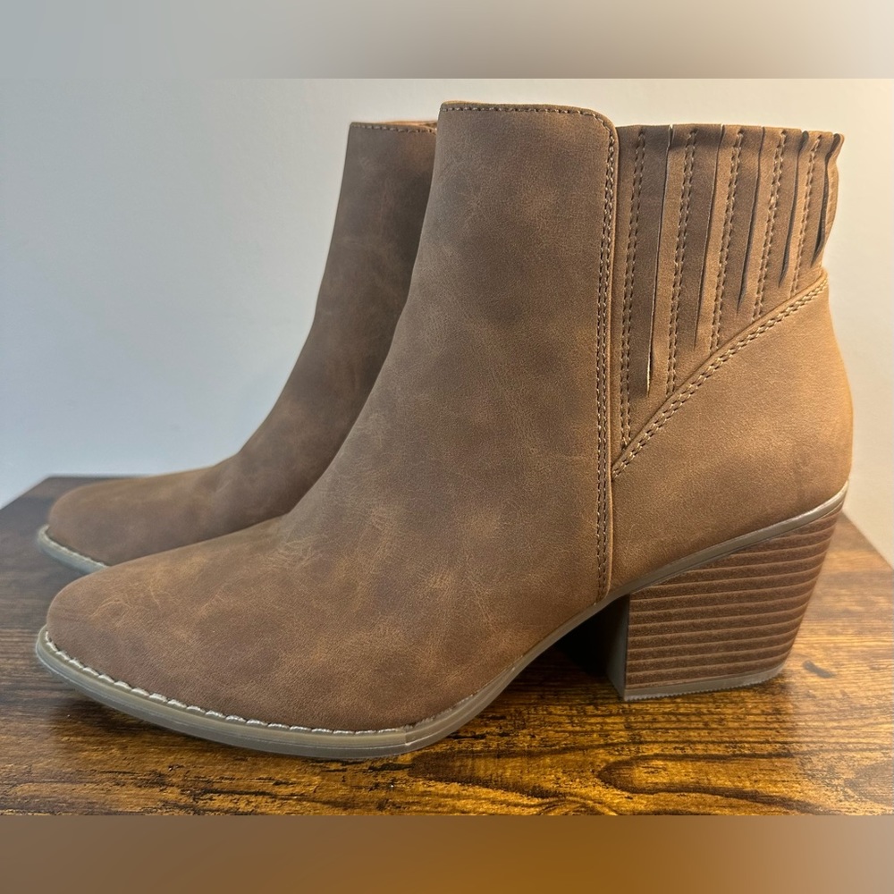 A.n.a Women’s Delco Cognac Block Heel Booties NWT Various Sizes